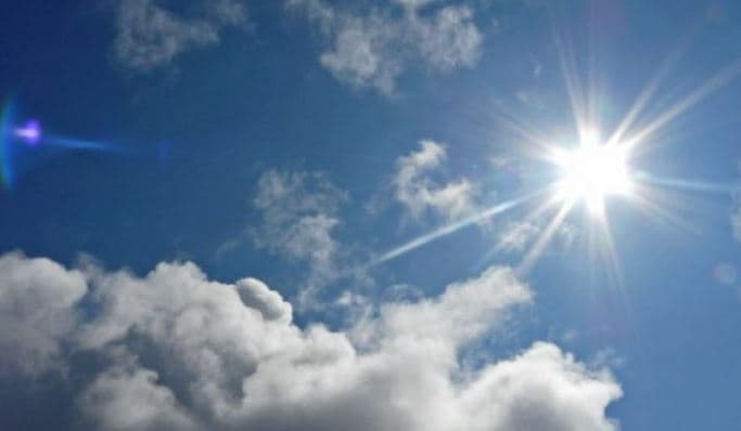 Temperatura deri në 34°C, parashikimi i motit për sot