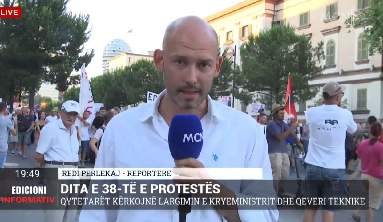 Dita e 38-të e protestës/ Qytetarët kërkojnë largimin e kryeministrit dhe qeveri teknike