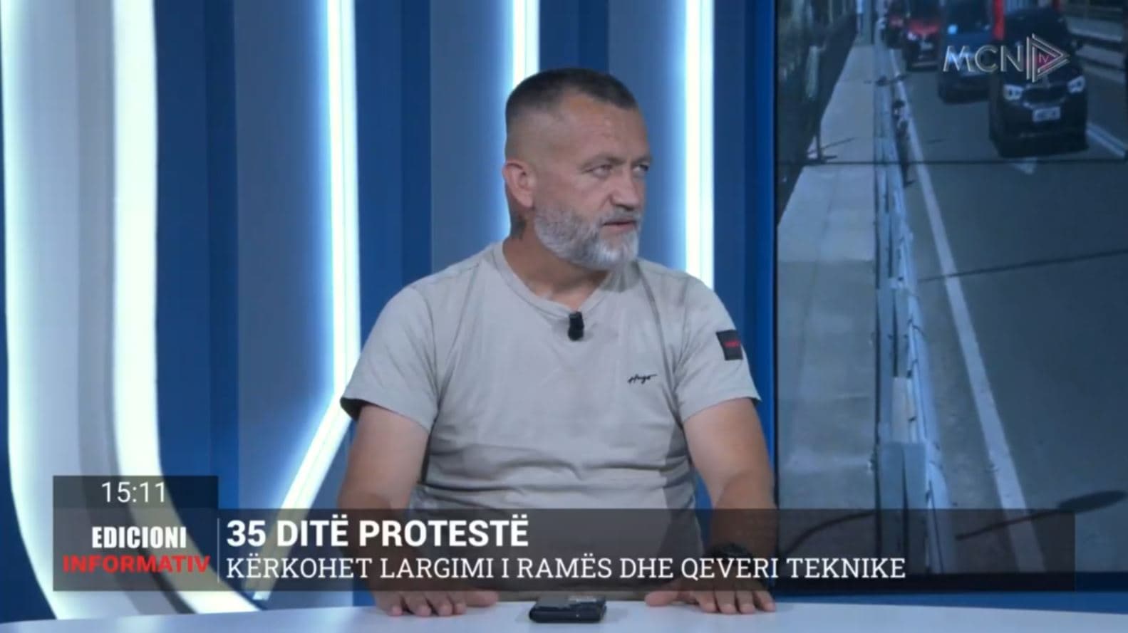 Zotaj: Njerëz të shtyrë nga një deputet i PS u përpoqën t’i japin protestës drejtim të dhunshëm (VIDEO)