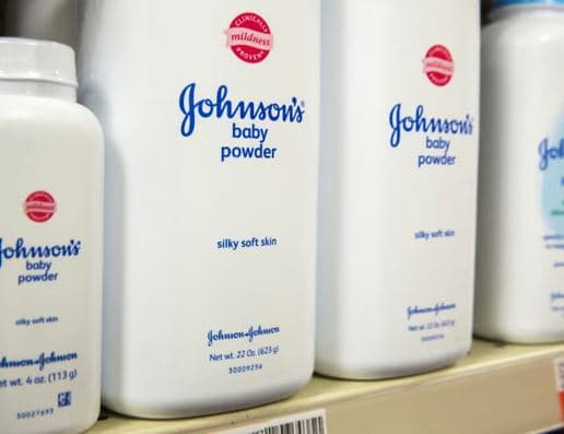  Johnson & Johnson paguan 5.5 mld dollarë dëmshpërblim lidhur me padinë për kancerin