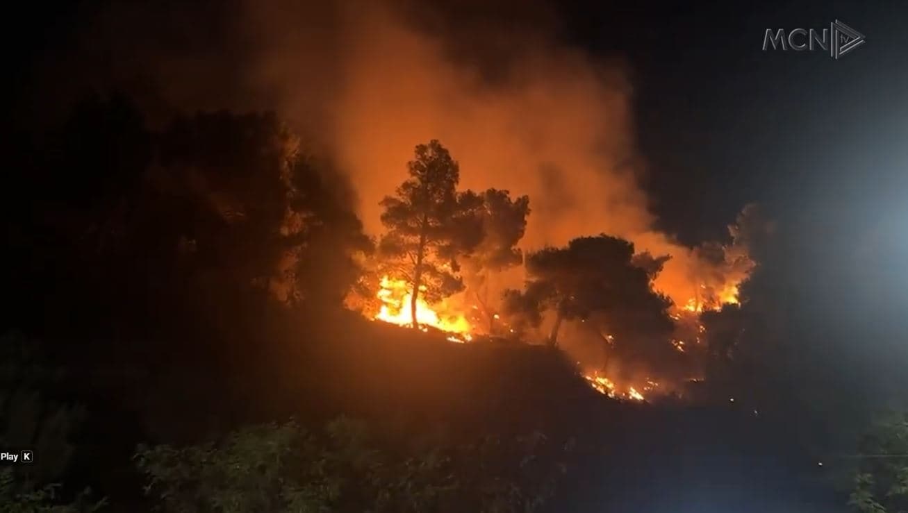 Mali i Shëngjinit nën flakë/ Makina goditet nga shkëmbi, i riu përfundon në spitalin e Lezhës (VIDEO)