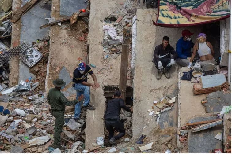 Shkon në 2295 numri i viktimave të tërmetit në Venezuelë 