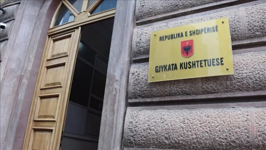               Gjykata Kushtetuese reagon ndaj raportit të Avokaturës së Shtetit: Përgënjeshtrohen pretendimet për zbatimin e vendimeve të GJEDNJ-së