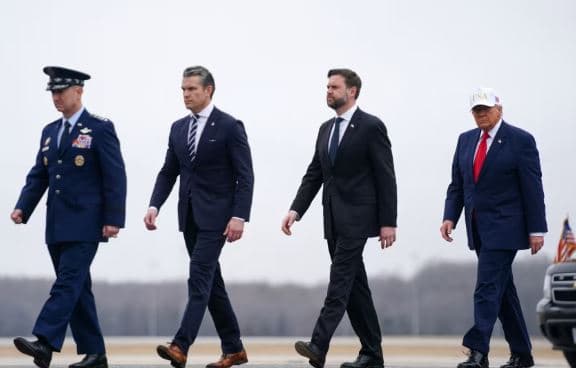 Trump pezullon sulmet ndaj Iranit, rriten shqetësimet për përshkallëzimin e konfliktit