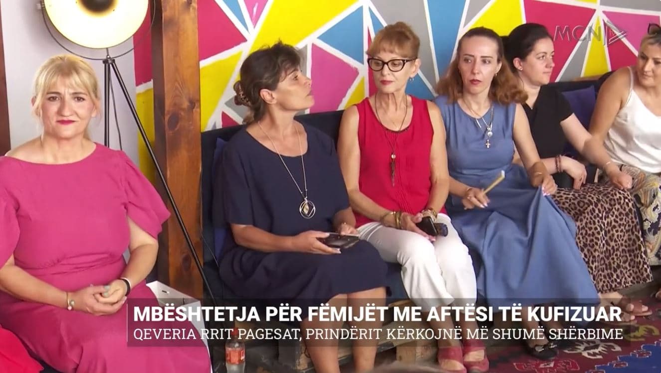 Mbështetja për fëmijët me aftësi të kufizuar. Qeveria rrit pagesat, prindërit: Më shumë shërbime