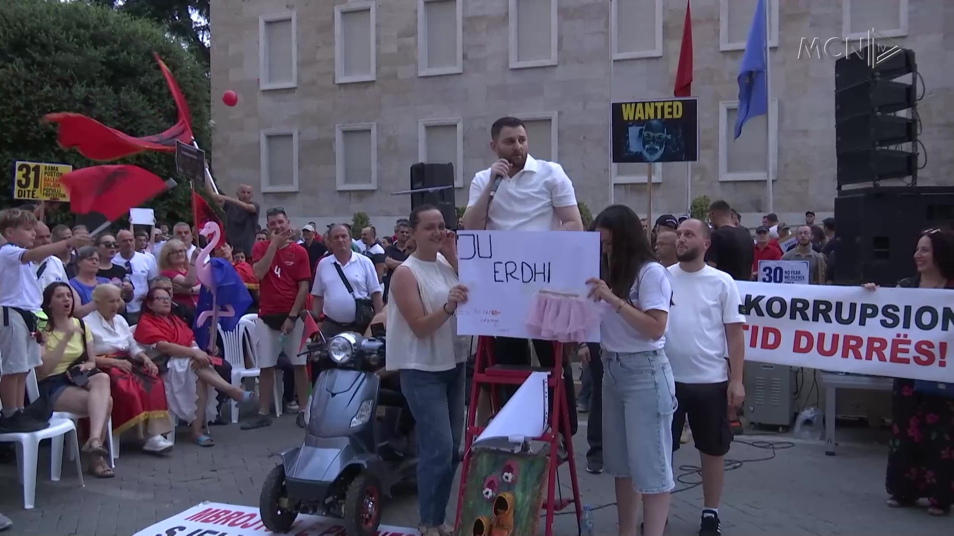 31 ditë protestë kundër qeverisë / Protestuesit kërkojnë largimin e Ramës dhe qeveri teknike (VIDEO)