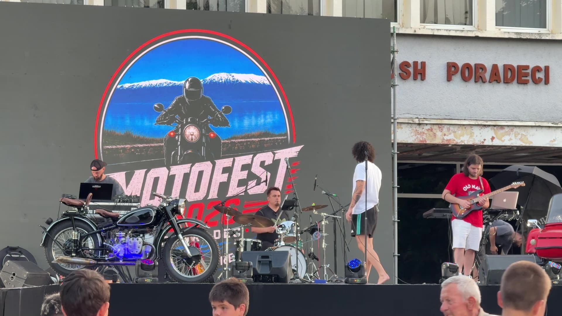 Çel siparin “Moto Fest Pogradec”, mblidhen qindra motoristë nga Shqipëria dhe bota