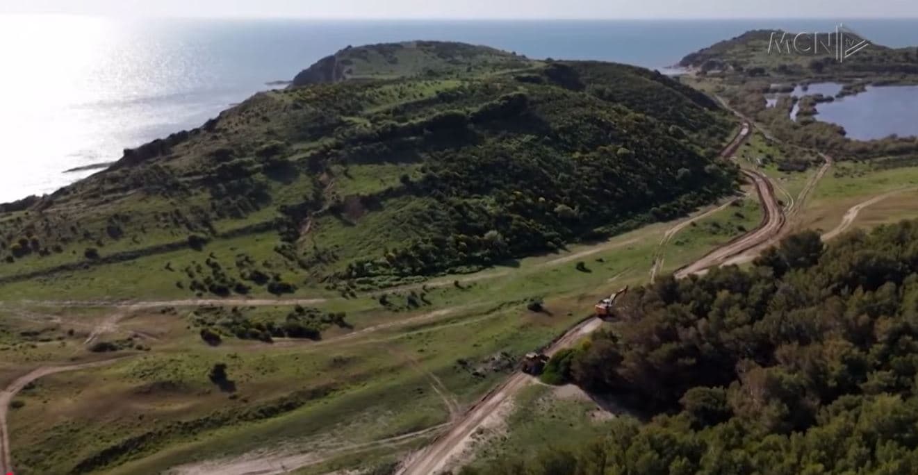 IKMT përgënjeshtron kryeministrin. Gardhi dhe punimet në Zvërnec me lejen e KKTU