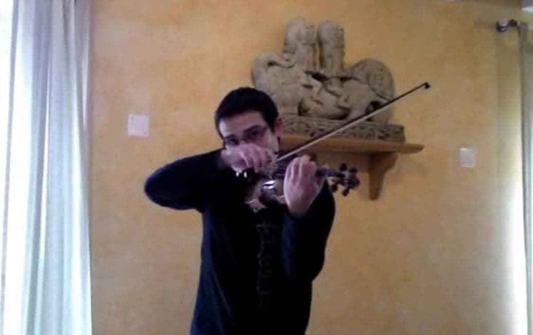 Kishte fshehur 38.3 kg kokainë në automjetin e tij, arrestohet violinisti shqiptar në Francë