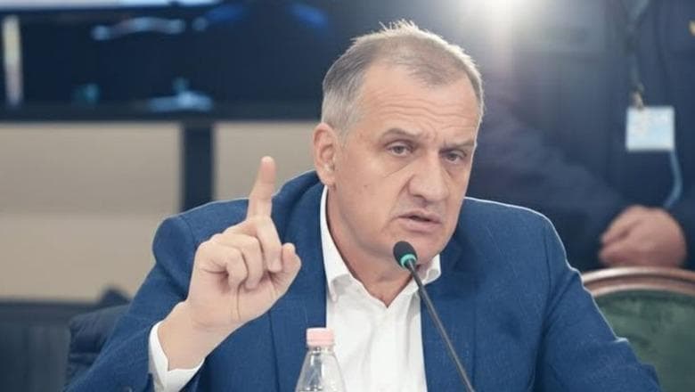 Beqaj reagon pas lirimit nga paraburgimi: Kam qëndruar padrejtësisht për 15 muaj, rishihemi në shtator
