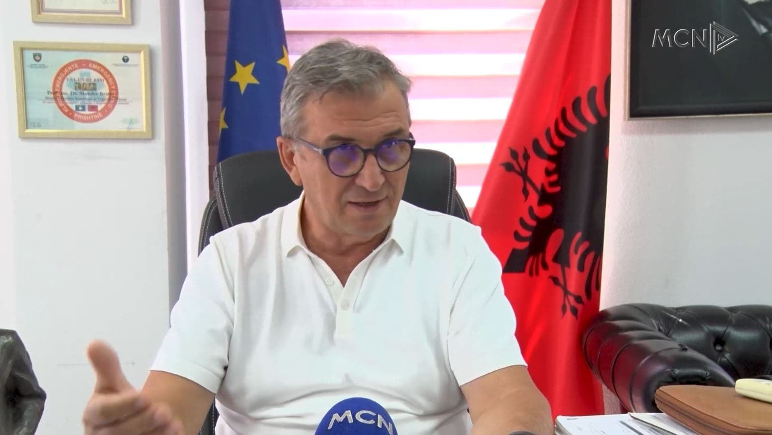 I nxehti shton helmimet/ Brataj: Rreth 68 raste në ditë, kujdes me ushqimet (VIDEO)