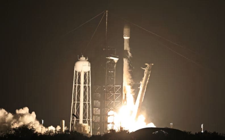 Një raketë SpaceX  do të godasë Hënën, çfarë pritet të ndodhë