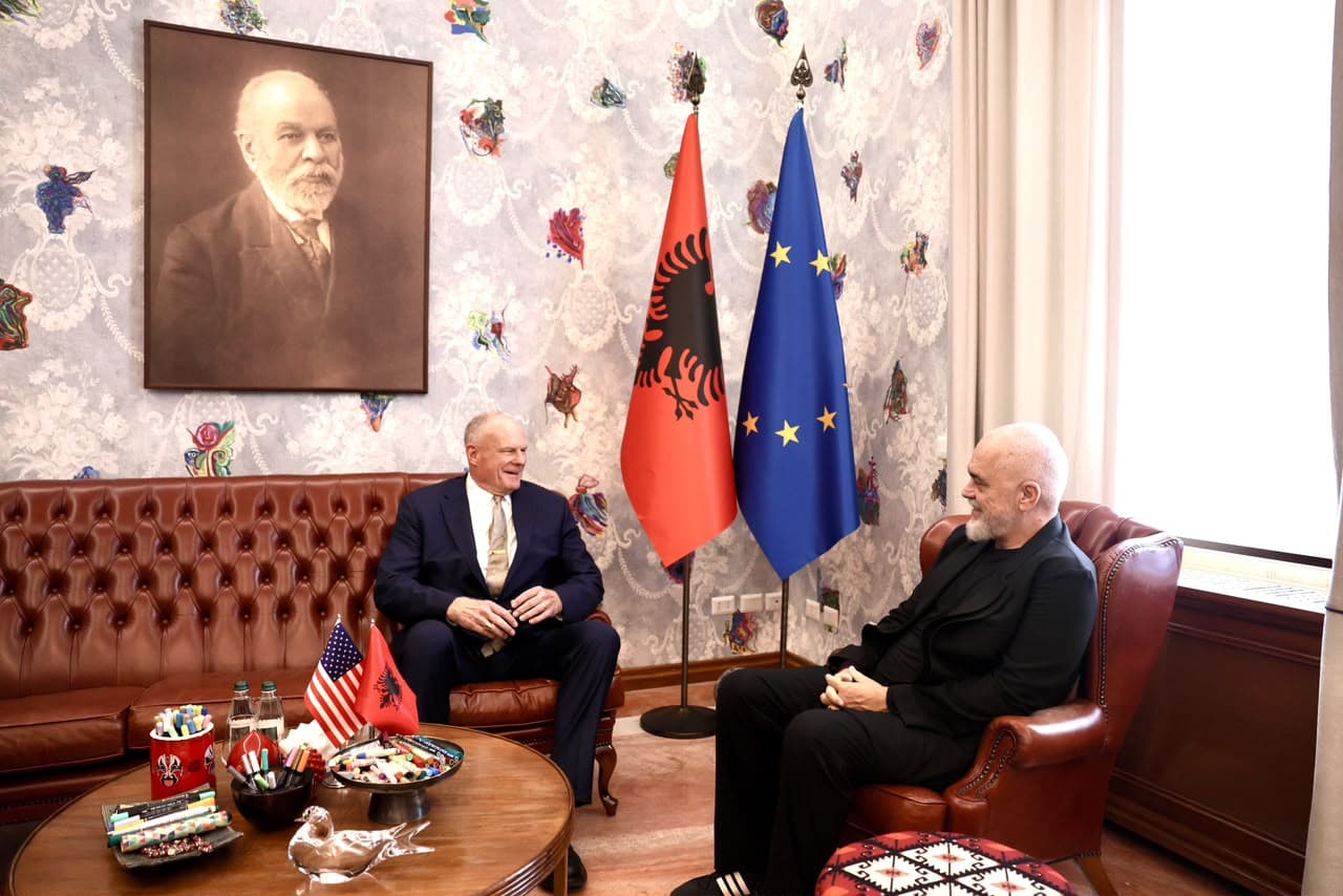 Nisi zyrtarisht misionin në Shqipëri/ Rama pret në takim ambasadorin e ri të SHBA-së, Eric Wendt