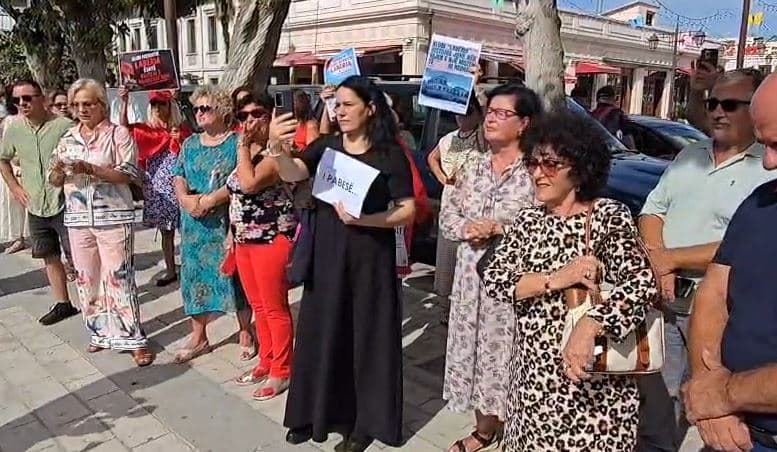 Qytetarët në Vlorë protestojnë kundër ndërtimit të Muzeut Hebraik