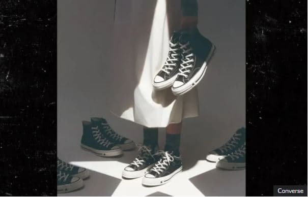 Akuza për simbole të Ku Klux Klan/ Converse kërkon ndjesë dhe fshin fushatën e re të atleteve
