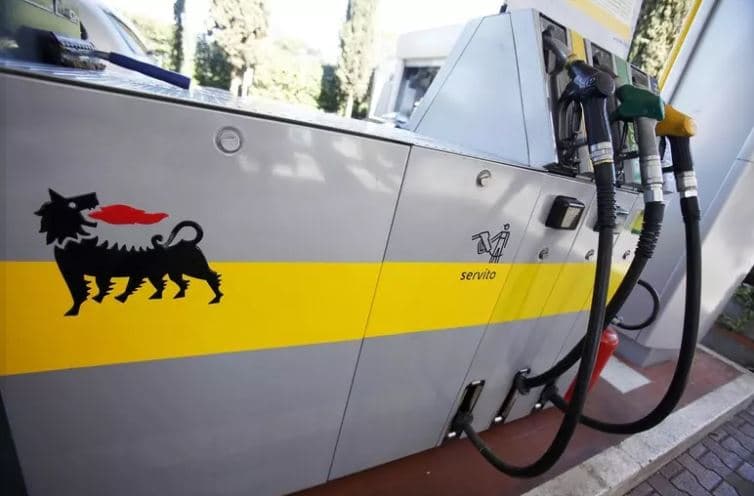 Itali/ ENI vendos çmim limit për karburantet: Nafta jo më shumë se 2.19 euro