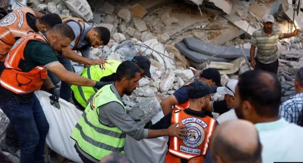 Shembet ndërtesa 6-katëshe në Gaza, të paktën 20 të vrarë dhe 100 të bllokuar nën rrënoja