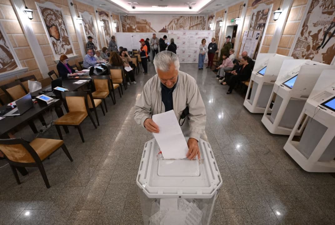 Rusi, partia e Putin fiton zgjedhjet me 49.4% të votave