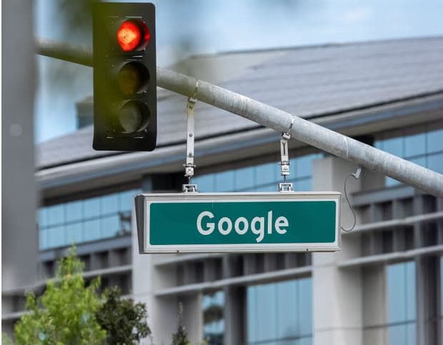 Gjurmonte çdo hap të përdoruesve/ Google gjobitet me mbi 400 milionë euro nga rregullatori irlandez