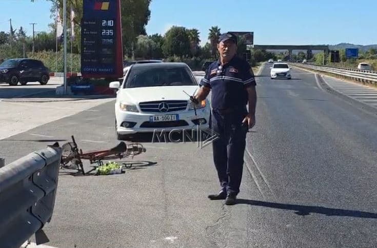 Makina përplas biçikilistin në aksin Lushnjë-Fier