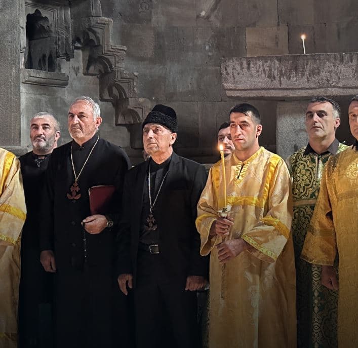 Komuniteti i krishterë shqiptaro-udi vizitojnë manastirin e Ganjasarit në Azerbajxhan