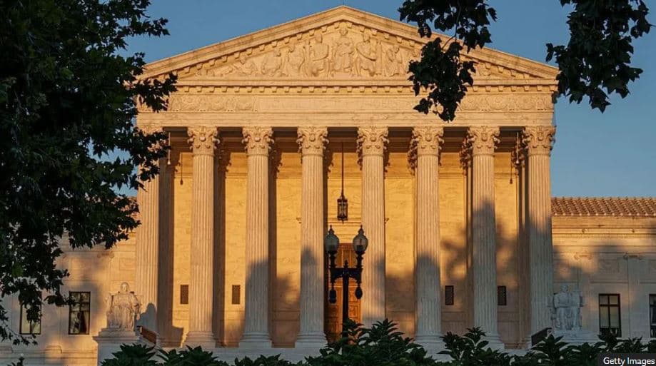   Gjykata Supreme i lejon Trumpit të përdorë bazën e të dhënave për të kontrolluar shtetësinë e votuesve