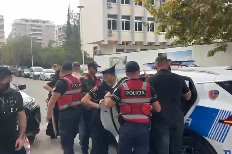 Vlorë/ Shoqërohet nga policia aktivisti Baki Goxhaj 