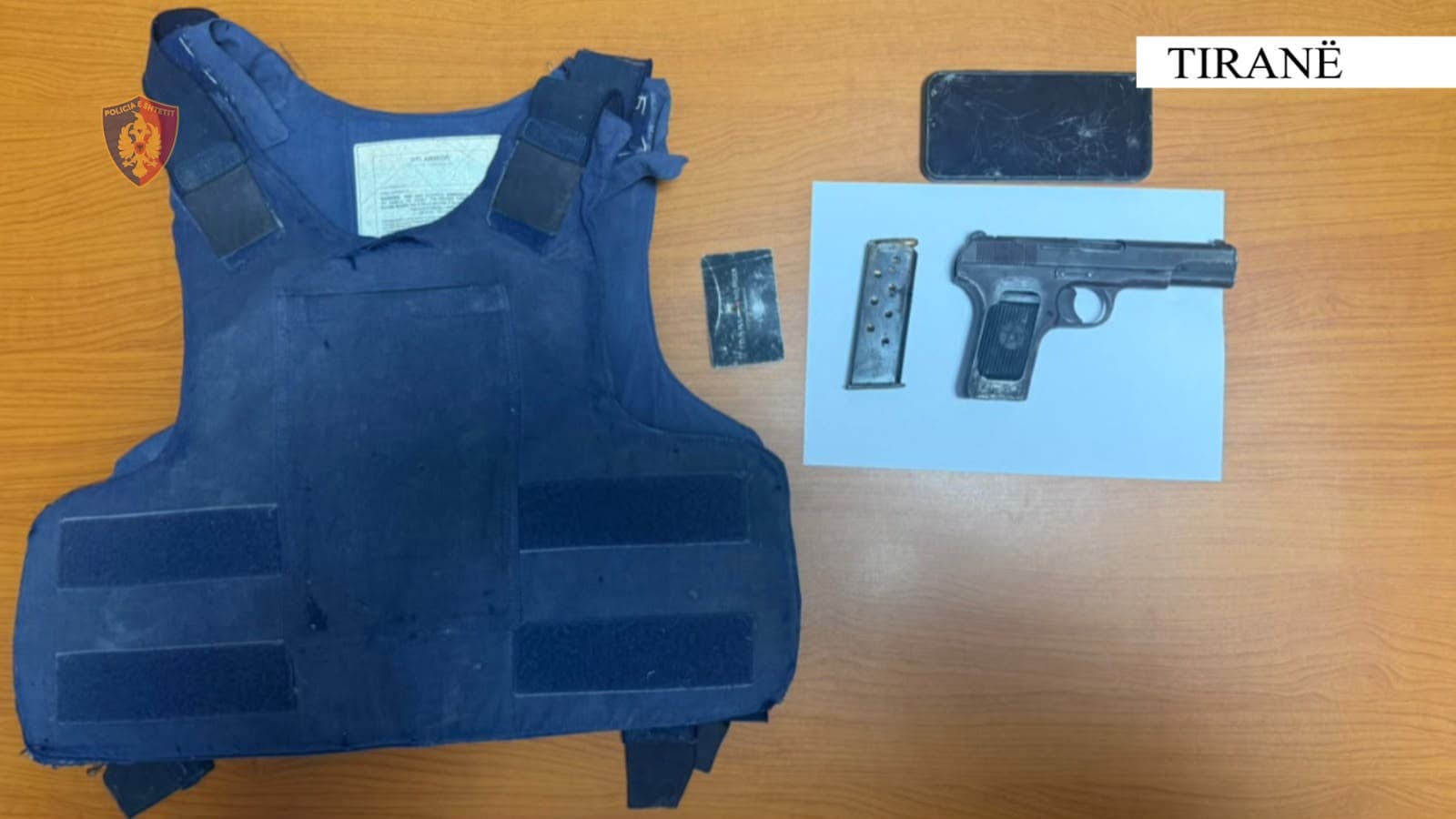   Lëvizte me pistoletë dhe antiplumb, arrestohet në Vorë 41-vjeçari me precedentë penalë 