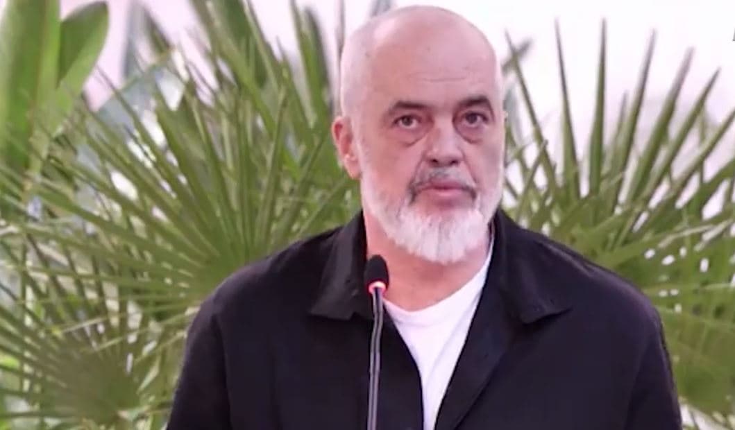 Transparencë për Zvërnecin dhe KAYO-n, prezantohet “Flamingo Mirror”, Rama: Reflektim nga protestat (VIDEO)