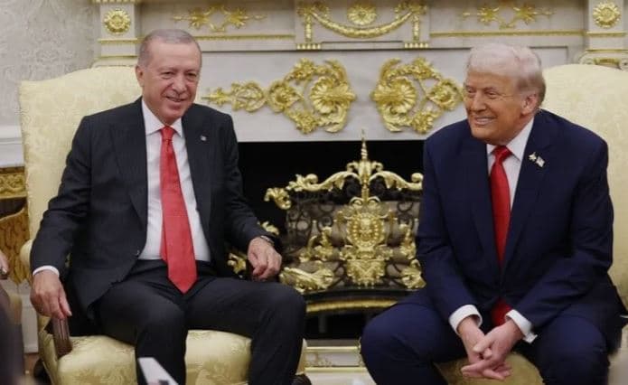 Erdogan bisedë telefonike me Trump, diskutohen marrëdhëniet dypalëshe dhe krizat rajonale