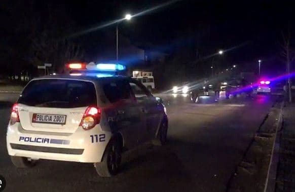 Aksident në aksin Peqin–Elbasan, humb jetën pasagjerja dhe plagosen 3 të tjerë