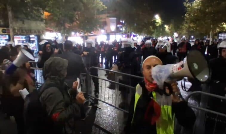   Protesta e 131-të zhvendoset te Parlamenti, qytetarët kundërshtojmë hartën e re territoriale