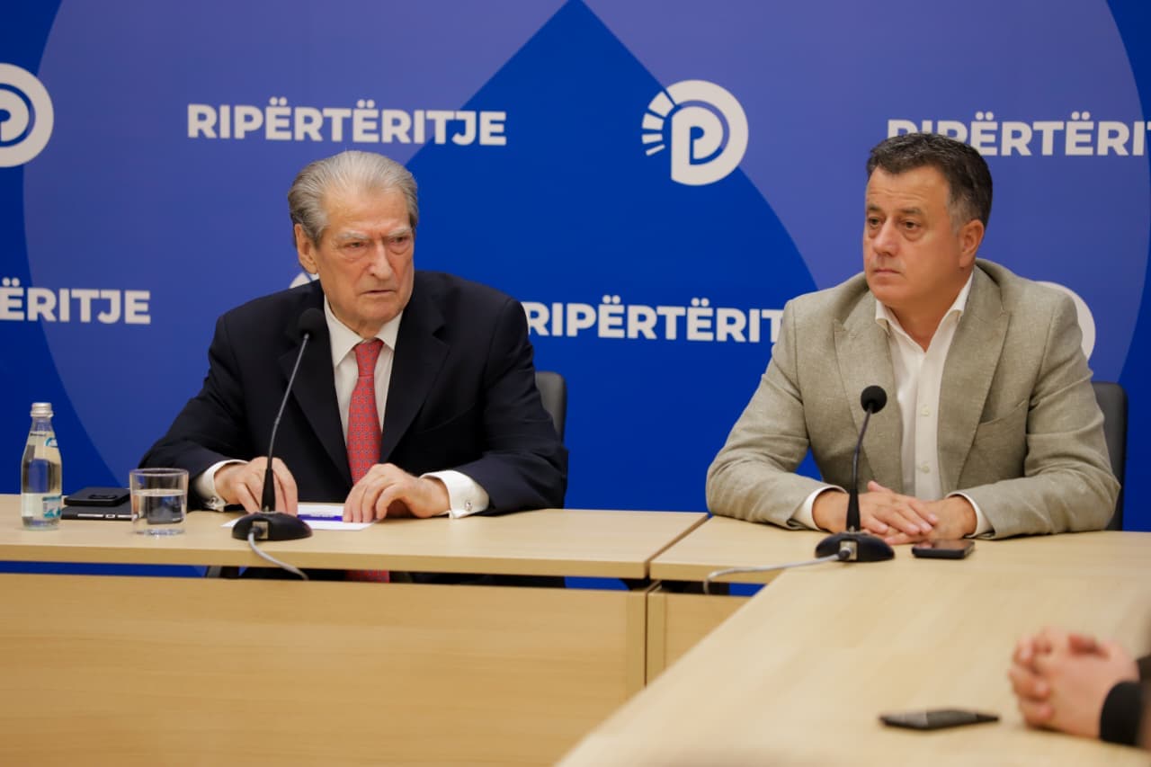 Protesta/ Berisha: Situata është kritike! Rama të dorëhiqet menjëherë, kupa është mbushur