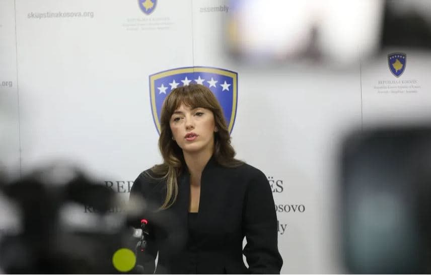             Haxhiu për protestën në Tiranë: Kërkesat e studentëve duhet të dëgjohen, arroganca institucionale vetëm nxit protestat