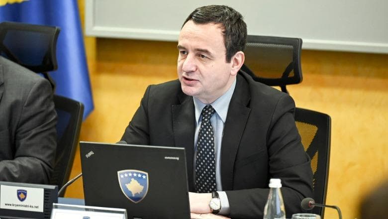Qeveria e Kosovës hap rrugën për ndryshimin e ligjit për Gjykatën Speciale