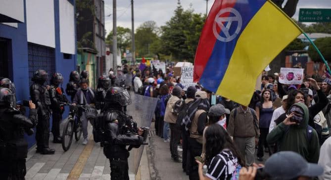 Kolumbi, mijëra persona protestë kundër qeverisë në disa qytete 