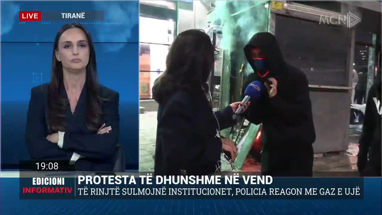 Protestuesit në dy grupe, marshojnë te Bulevardi dhe Rruga e Elbasanit: Do të vijojmë deri në dorëheqjen e Ramës 