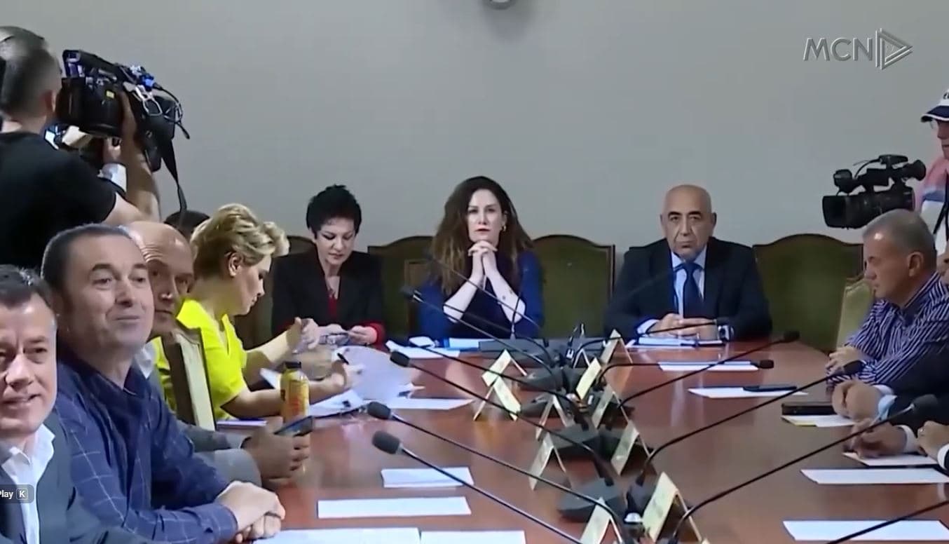 “Informacionet e SHISH në duart e karteleve të drogës”/ Berisha: Rama përdori Vlora Hysenin për të survejuar diplomatët (VIDEO)