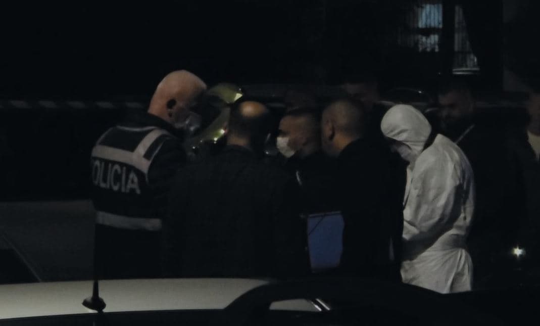 Tiranë, gjendet i vrarë një person te Komuna e Parisit