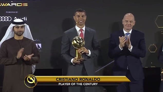 Globe Soccer Awards në Dubai: Ronaldo futbollisti i shekullit, Lewandowski sulmuesi i vitit (VIDEO)