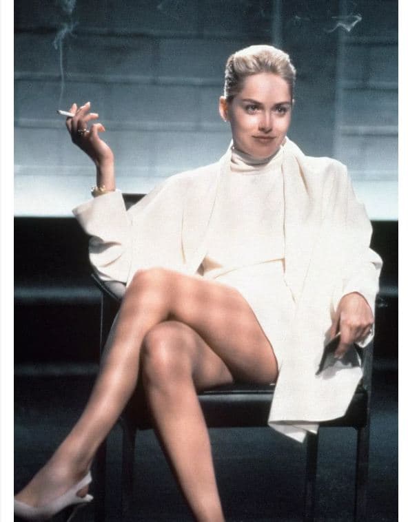 Sharon Stone rikthen skenat e nxehta të “Basic Instinct” 27 vjet më vonë (FOTO)