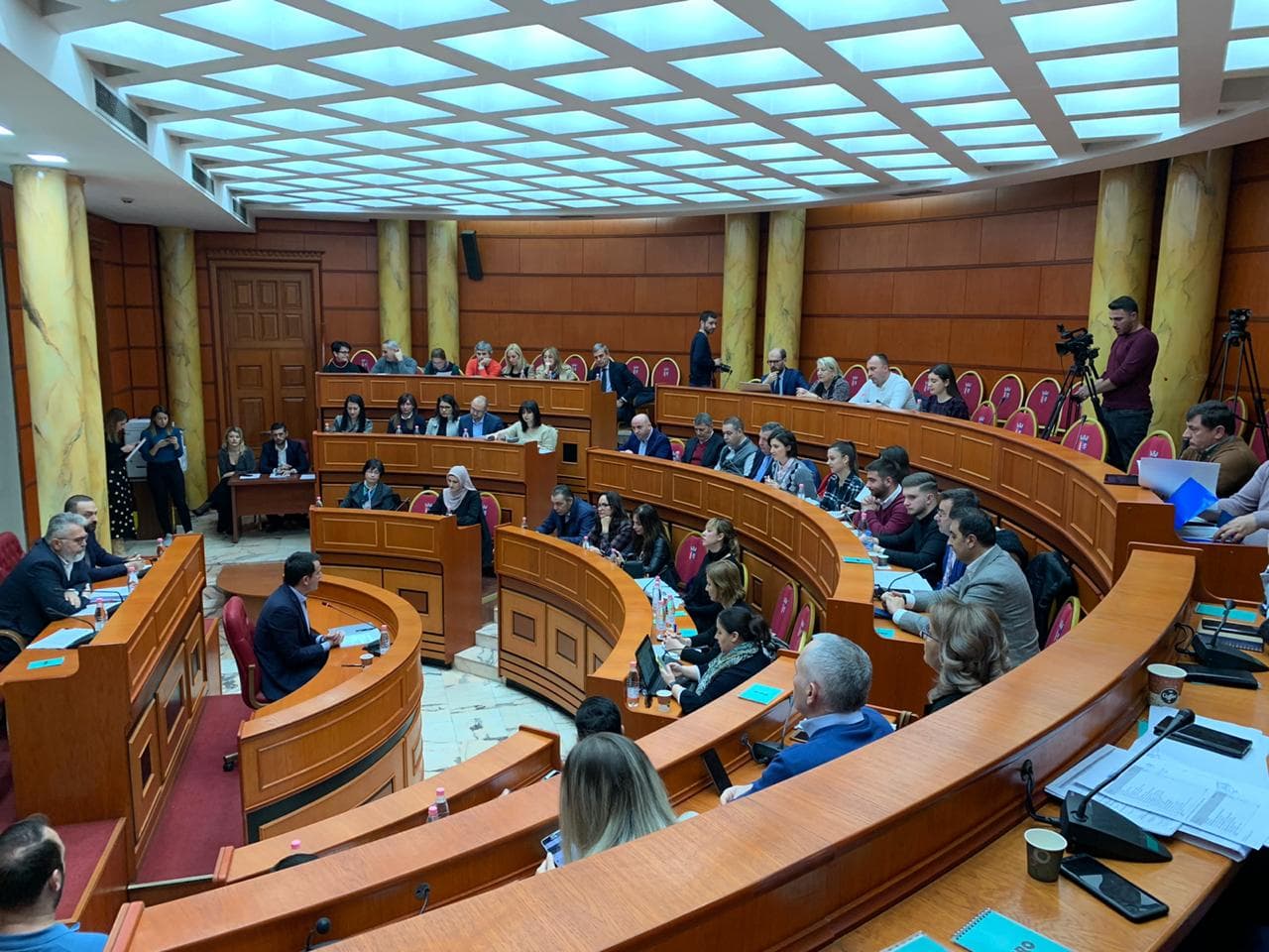 Këshilli Bashkiak/ Veliaj prezanton projektet që marrin udhë në 2020 (VIDEO)