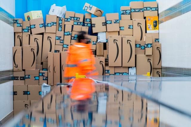 Testi i Covid shitet online në Amazon: Si kryhet procedura dhe sa kushton