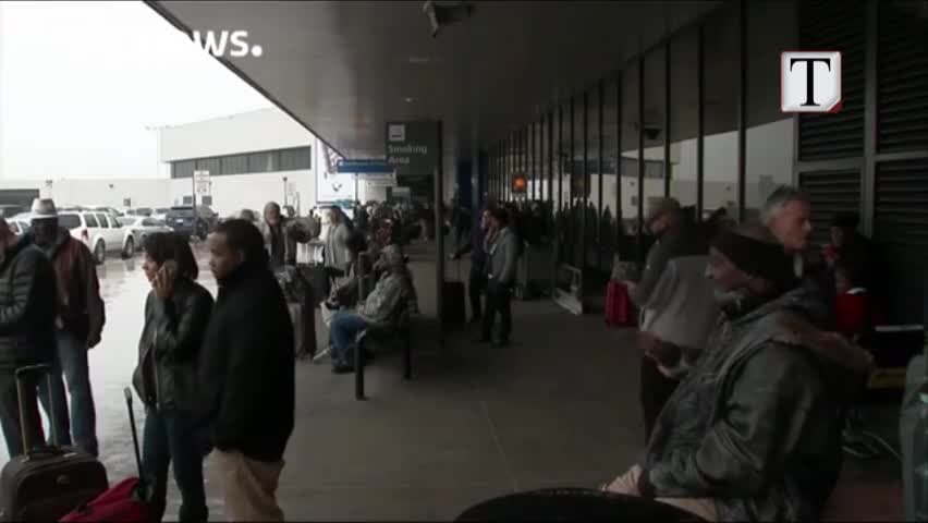 Anulohen qindra fluturime në Atlanta (VIDEO)