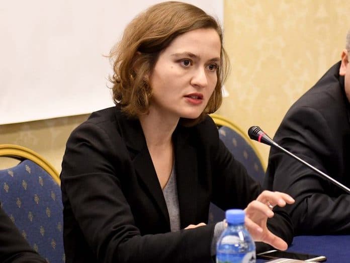 Shahini u përgjigjet akuzave për tarifat e studimit: Do subvencionohen (VIDEO)