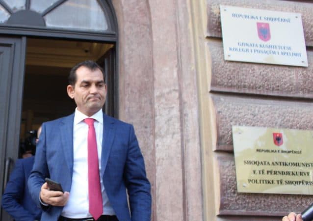 KPA e shkarkoi/ Besnik Muçi letër Kushtetueses: Pres vendimin tuaj, iki kur të vendosni ju
