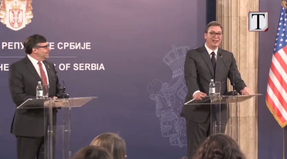 Palmer “bind” Vuçiç: Dialogu nis për 2-3 muaj (VIDEO)  