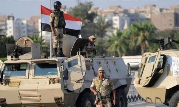 Ushtria egjiptiane vret 126 militantë në Gadishullin Sinai