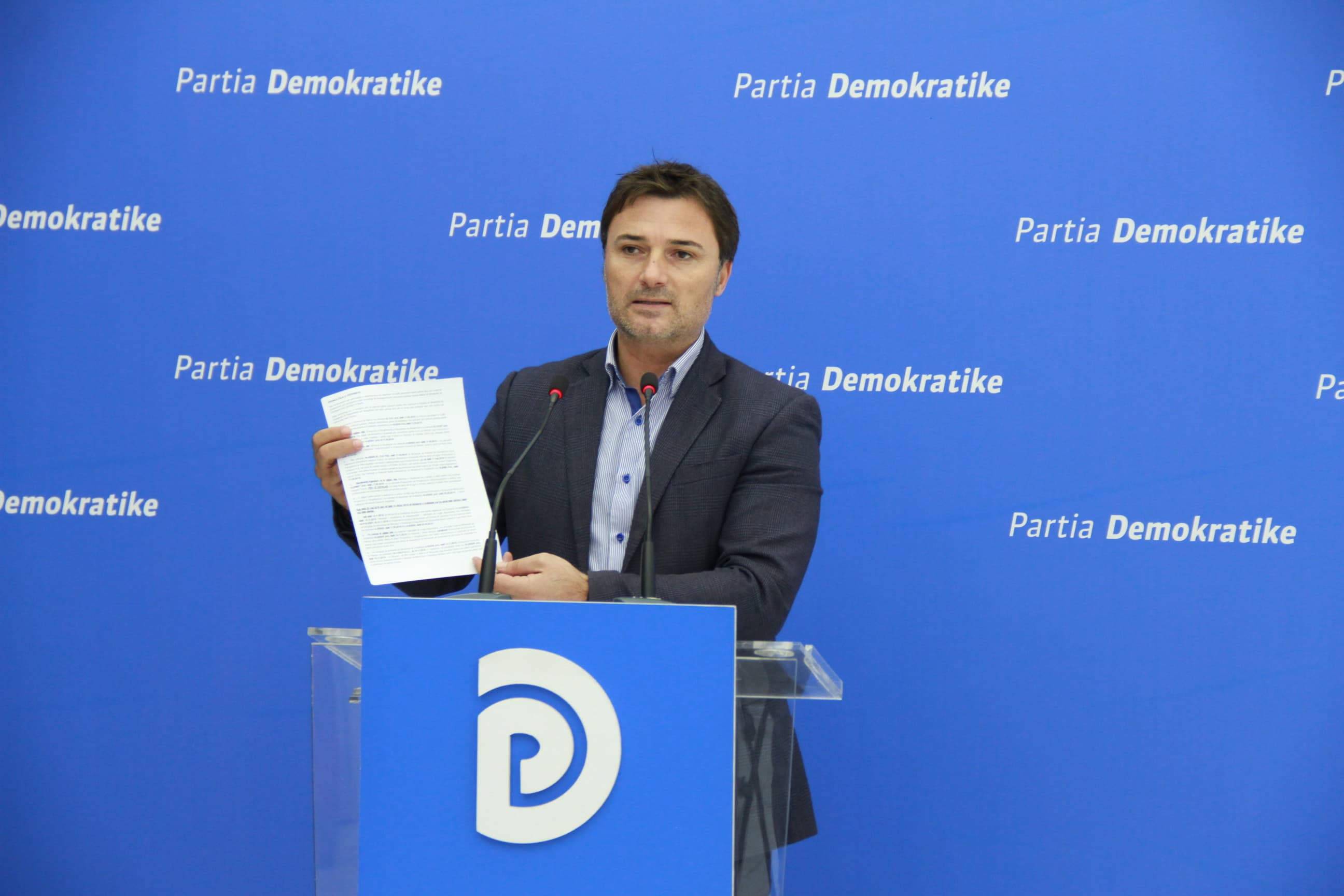 PD: Toka për deputetin socialist në Dhërmi, projekt për resort. Hyseni refuzon të prononcohet (VIDEO)