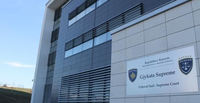  Mos certifikimi në zgjedhje/ VV dhe AAK dorëzojnë ankesë në Gjykatën Supreme 
